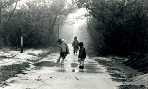 Fire-Island-Weather-Kids-Playing